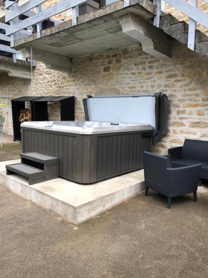 Au Lavoir Du Serein "La Billaude" Et "La Langouette" Saint-Germain-lès-Arlay Exterior photo